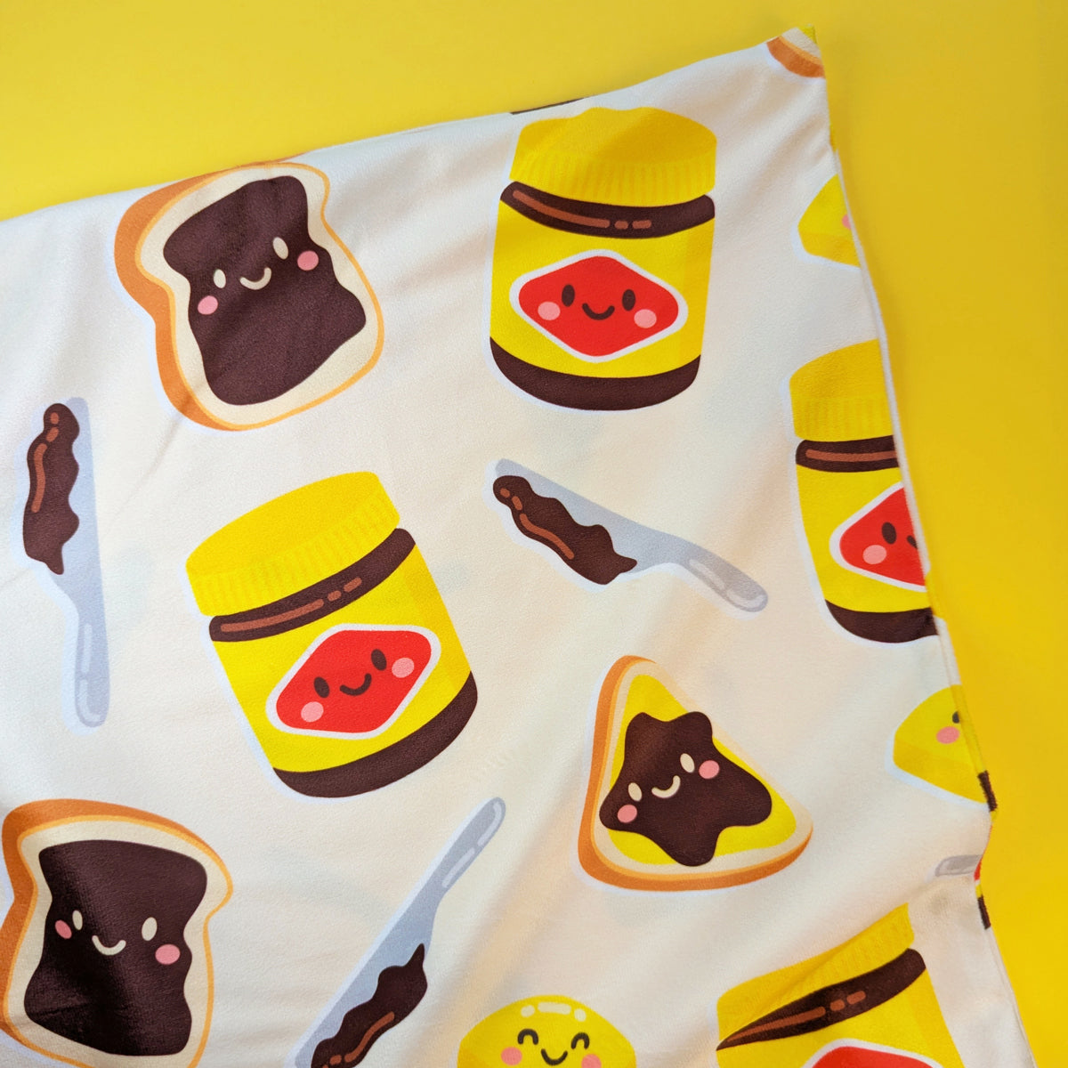 Vegie Mates cushion cover 40x40cm by Sarah Epstein Studio.