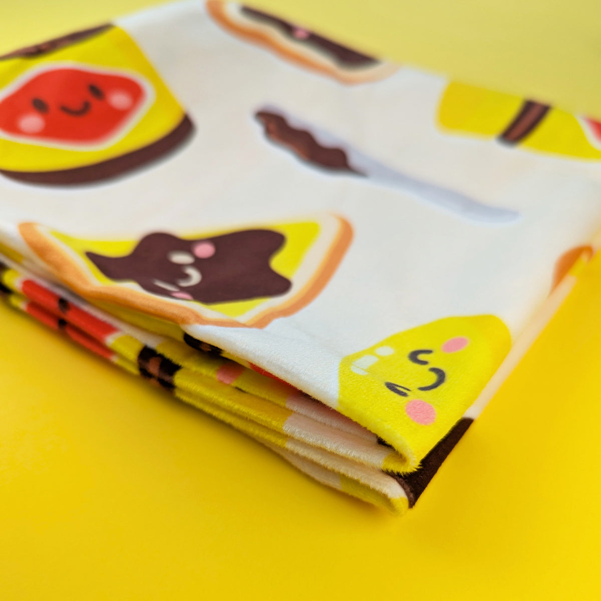 Vegie Mates cushion cover 40x40cm by Sarah Epstein Studio.